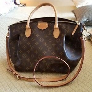 Louis Vuitton MM Monogram Canvas Bag